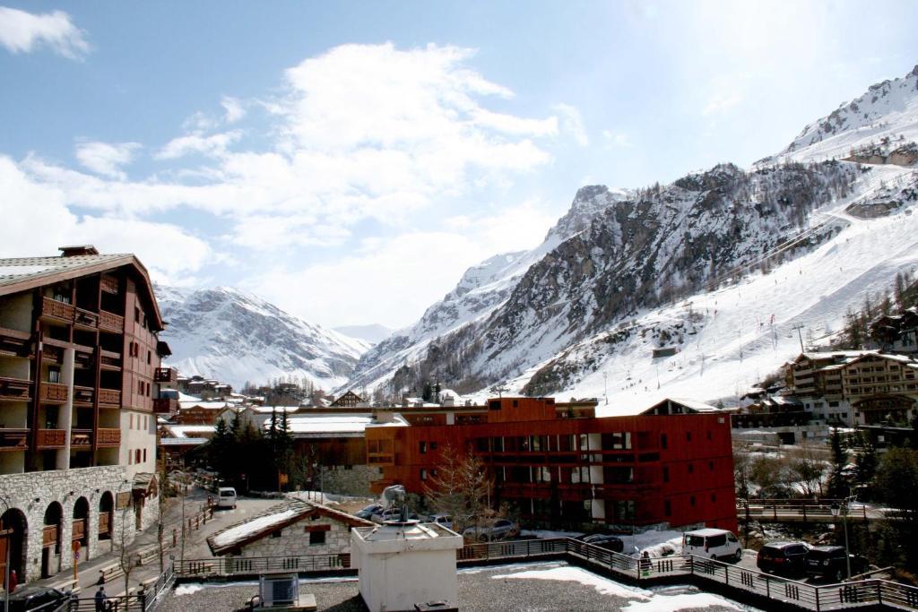 ホテル レ クレート ブランシュ Val-dʼIsère エクステリア 写真